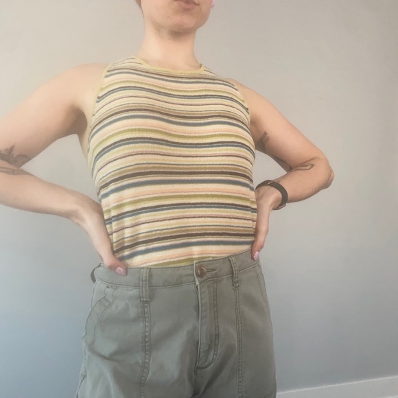 sweater tank top - Picture 2 of 5